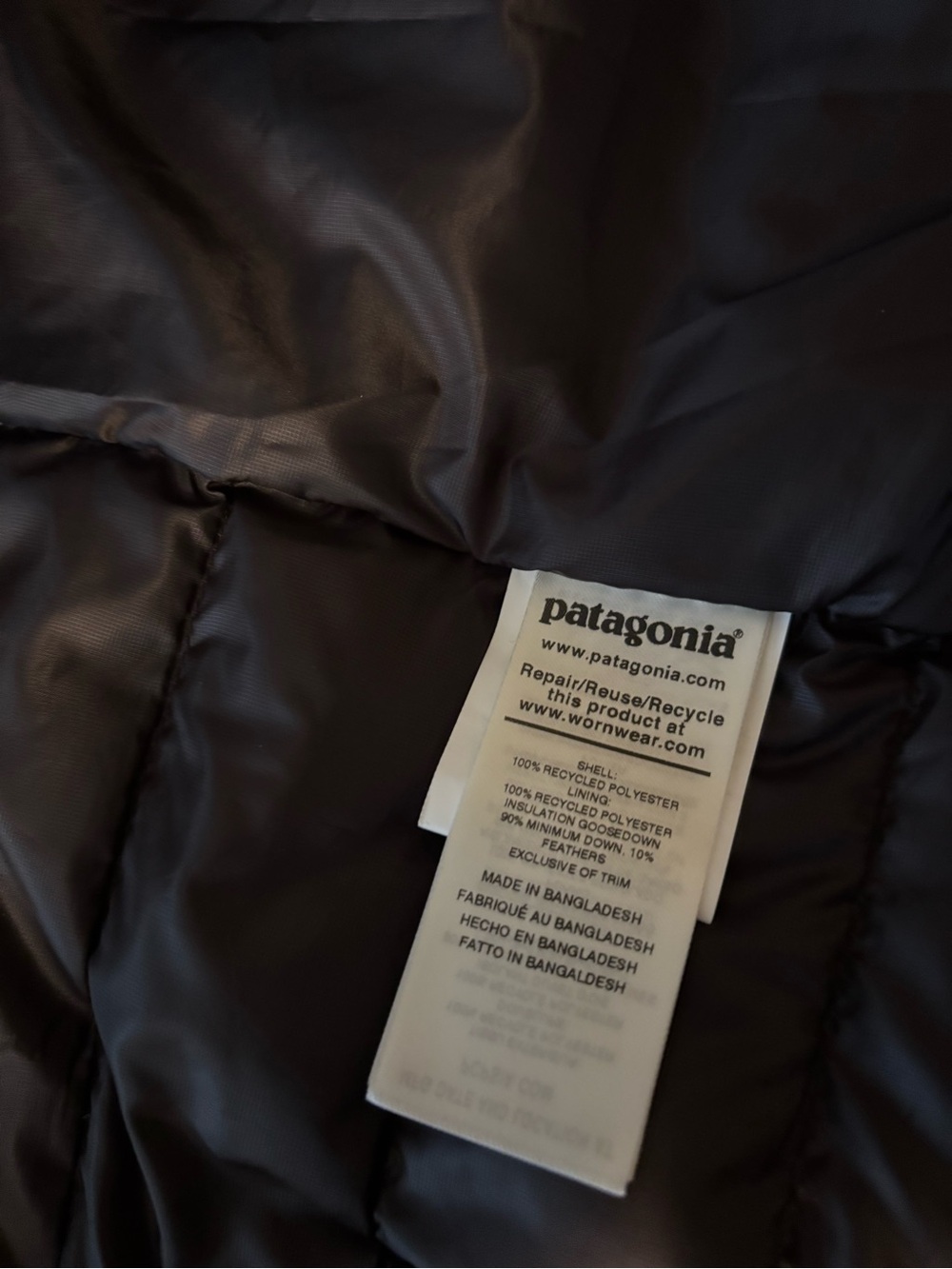 Patagonia Men's Black Quilted Down Puffer Jacket - Picture 3 of 4